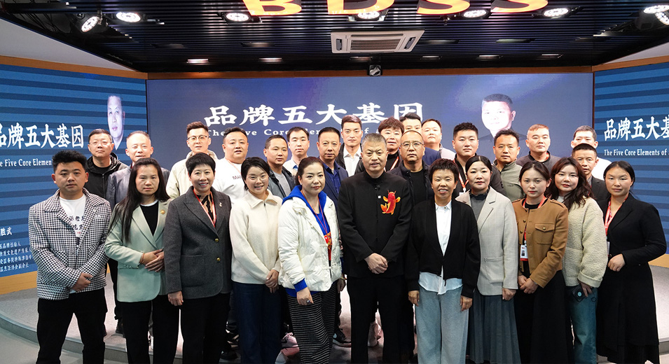 胖东来&阿五，全国餐饮考察团到河南研访新路线